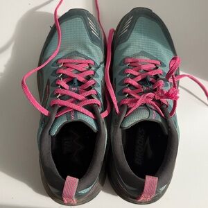 Brooks Aqua and Pink Athletic Shoes